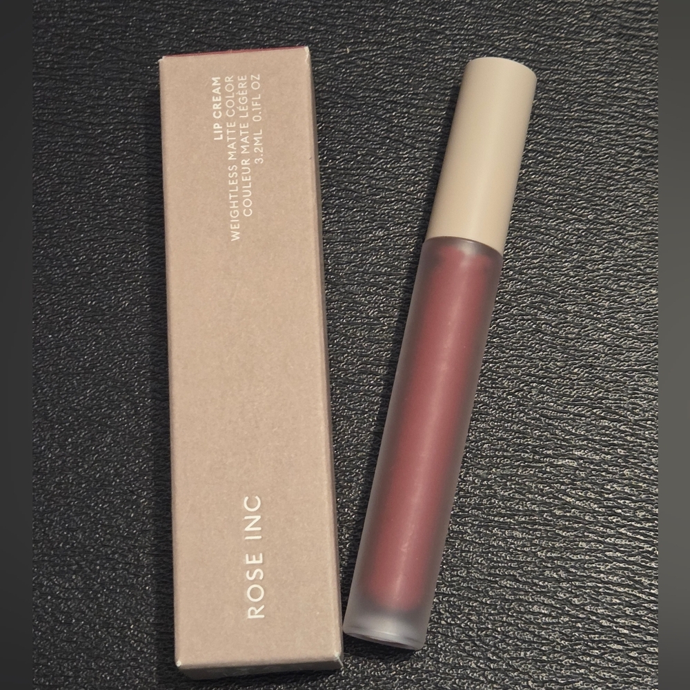 Rose Inc Lip Cream Weightless Matte Color in Of Stars 3.2 ml